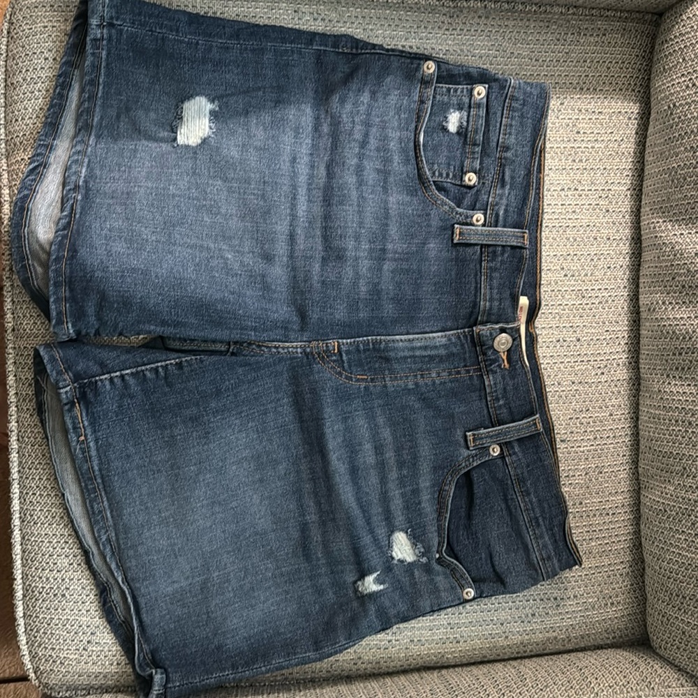 Ladies Levi Shorts Mid-rise denim